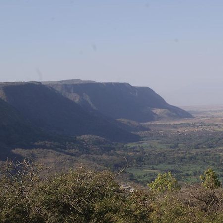 African Sunrise Lodge And Campsite Mto wa Mbu Dış mekan fotoğraf